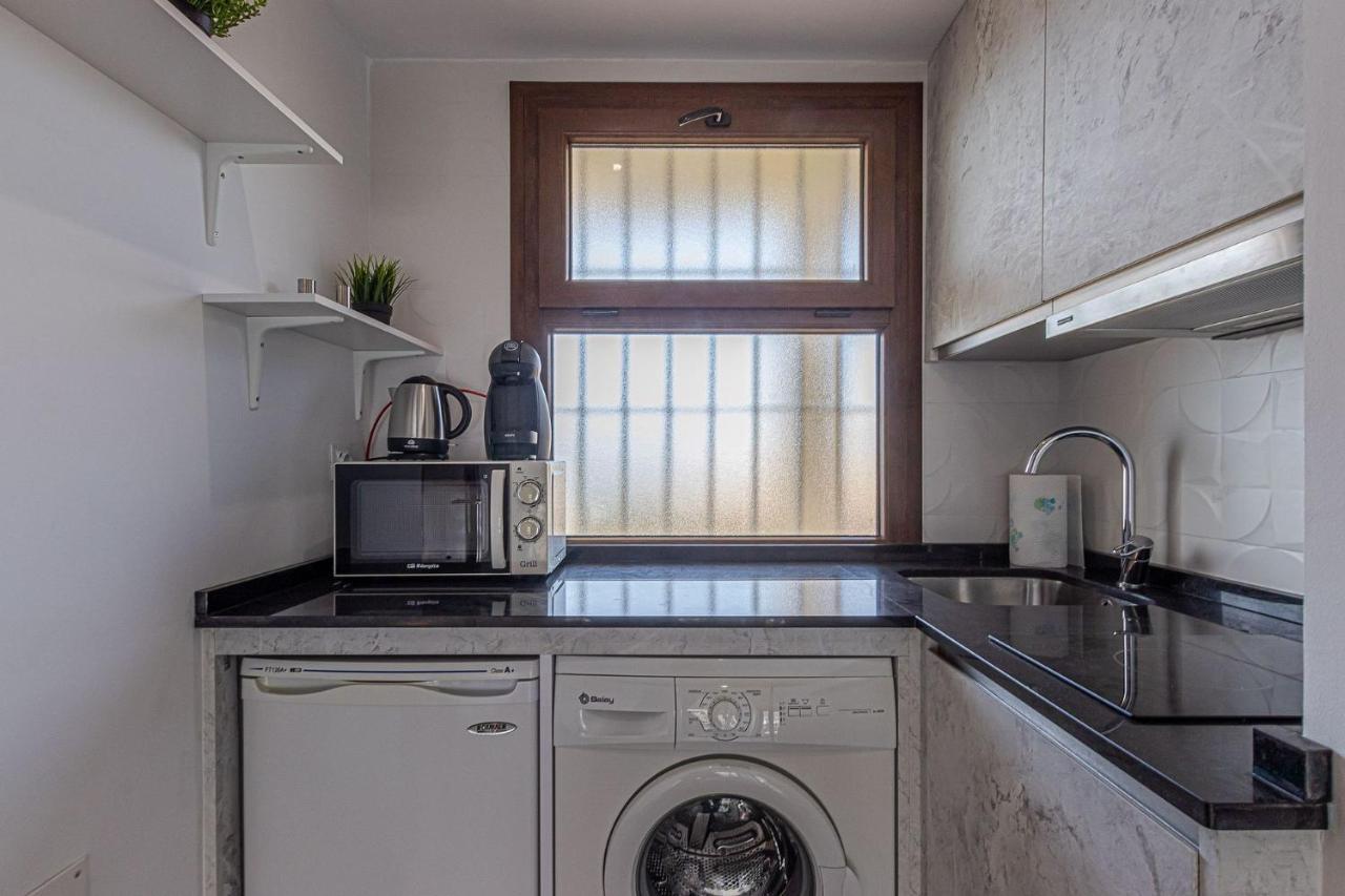 Beachfront With Spectacular Views And Swimming Pool Benalmadena Luaran gambar
