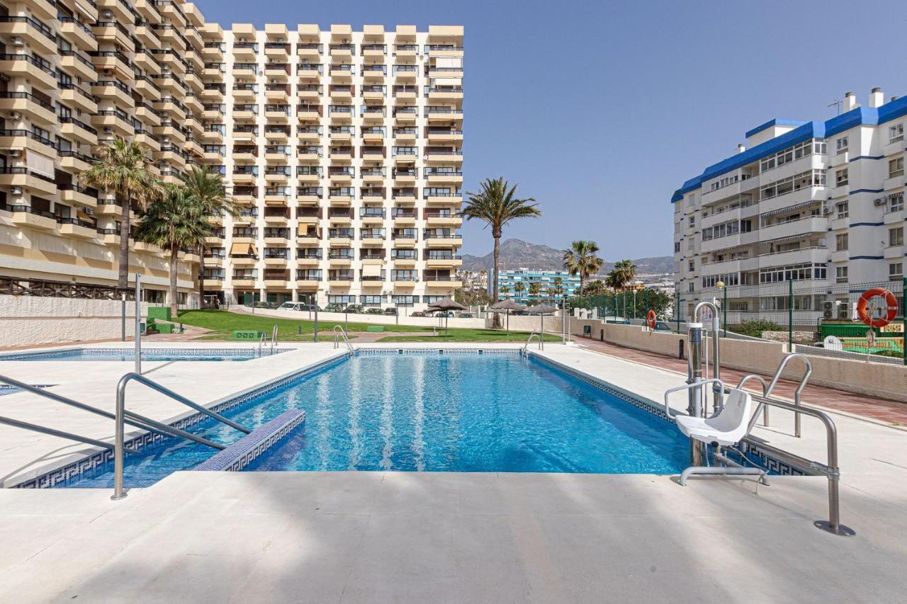 Beachfront With Spectacular Views And Swimming Pool Benalmadena Luaran gambar
